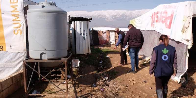 Labores en los asentamientos del Valle del Bekaa para el correcto tratamiento de las aguas residuales 