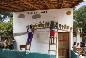 Boa Mistura lleva su arte urbano a Nicaragua para promover medios de vida alternativos a la sequía