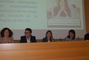 La economía verde es el sector más competitivo para que emprendan los jóvenes en Murcia