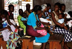 Guiding the Way for Young Mothers in Sierra Leone