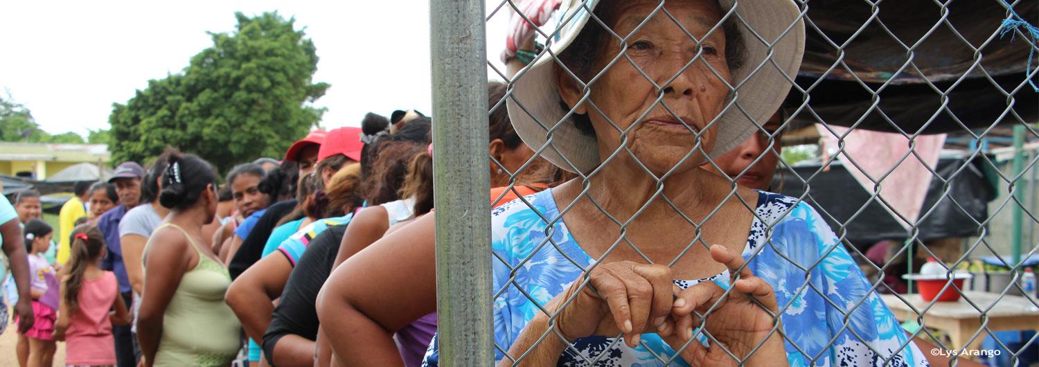 Ecuador: 32.000 personas continúan en centros de acogida