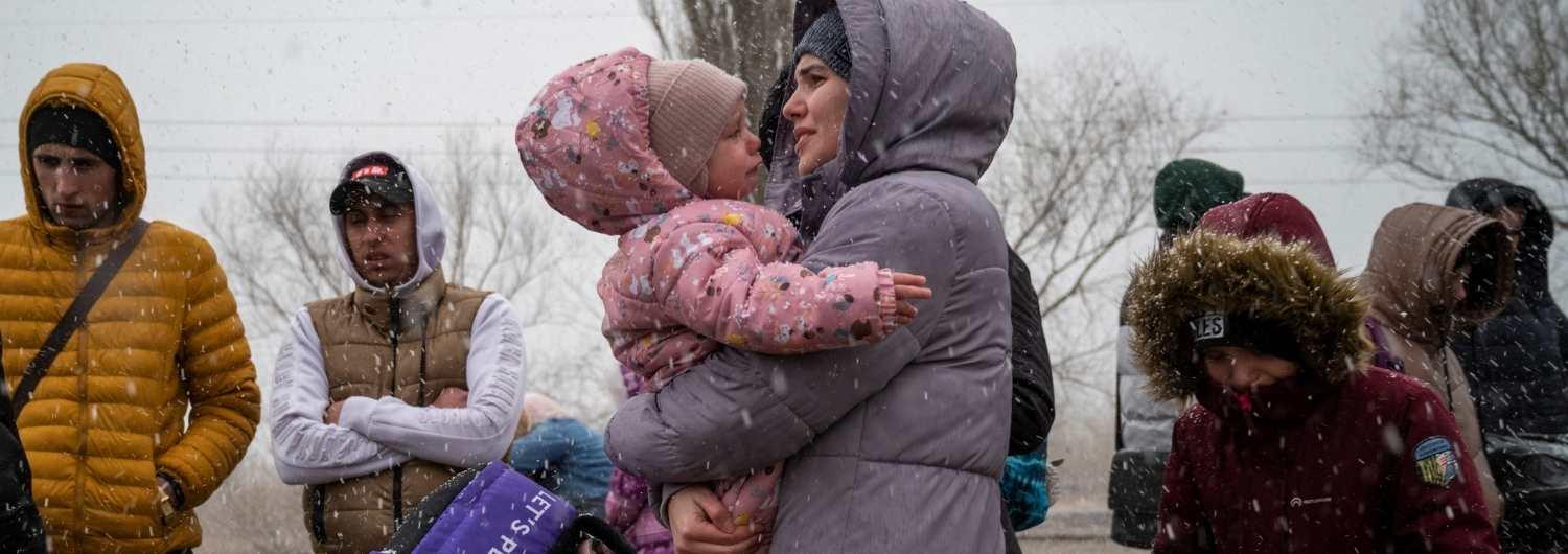 Ucrania: alimentos, kits de higiene y apoyo en salud mental, primeras medidas ante la llegada masiva de refugiados.